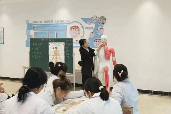 到成都市学厨师怎么样